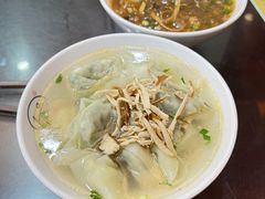 荠菜肉馄饨-毛华美食(清扬路店)