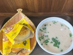 -穆得·老周家牛肉烧饼(普利街店)