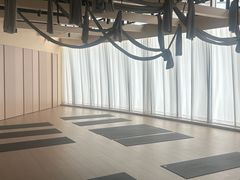 -乐刻瑜伽·普拉提·小瑜荚YogaPod(滨江银泰店)