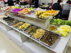 自助取餐区-荣吉招牌自助骨头锅(顾乡店)