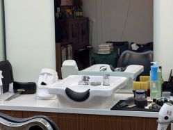 点击看大图 -理昂男士理发店 Barber shop