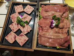 -卤校长重庆火锅(恒隆广场店)