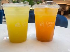 特调·冰杏子白茶-CHARLIETOWN红茶公司(南京万象天地店)