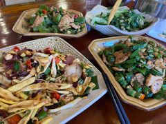 -苗湘食府(十年店)