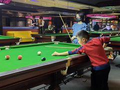 -夜时尚台球俱乐部(汉阳摩尔城店)