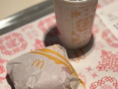 -麦当劳(友谊路得来速店)