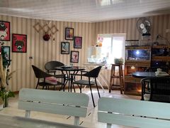 -Rabbit Cafe私房西餐甜点咖啡(栖霞路店)