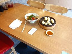 -佬钱湾仔(衣裳街店)