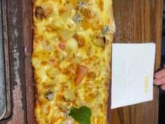 水果风味火焰烤饼-MOSSO德国餐厅·音乐酒吧(环宇荟店)