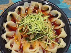 -三江源美食城