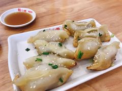 -小姜锅贴(凤凰街店)
