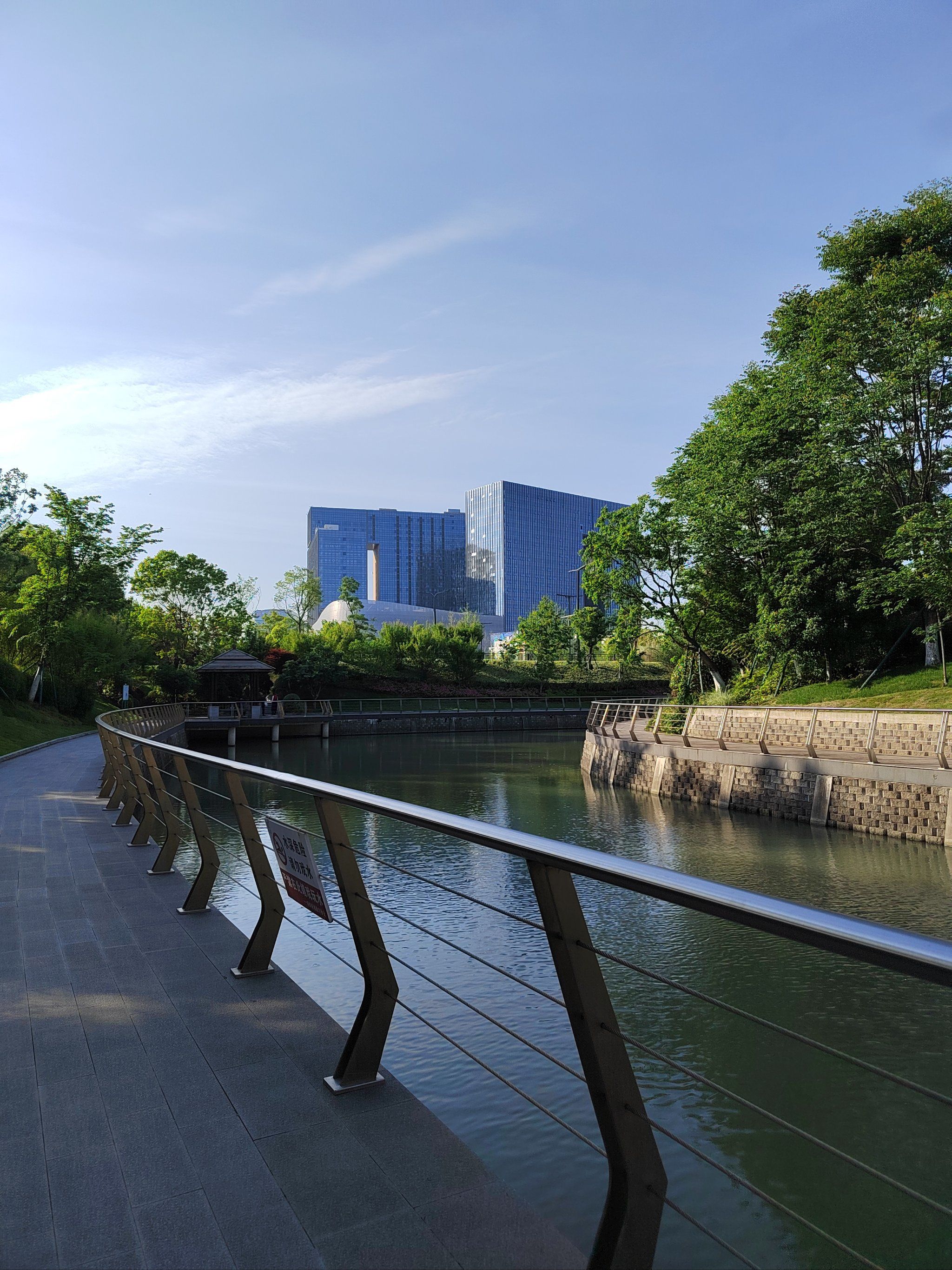 0元玩转这座城 南部新城,越来越漂亮了.响水河清清