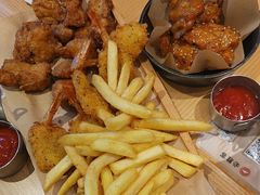 -必胜客(WOW昙华林店)