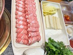 -额尔敦传统涮.冰煮羊火锅(乌兰察布体育场店)