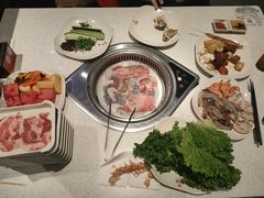 -佰烧海鲜烤肉火锅自助(世茂国际广场店)