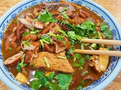 卤煮火烧-门框胡同百年卤煮(新街口店)