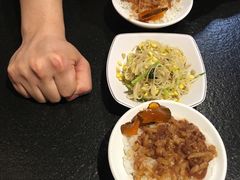 -胡须张鲁肉饭(美食文化馆店)