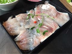 陈阿婆鱼火锅(永定路店)-小牛海记潮汕牛肉店(永定路店)