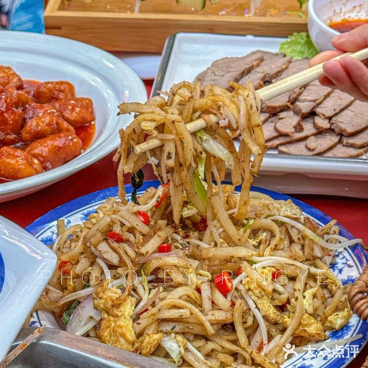 . 西安土著私藏陕菜!烟火气直接焊在店里了🔥