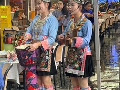 -刘姐啤酒鱼民族演艺餐厅(西街总店)