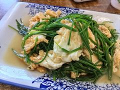 -老钟家烤羊排·敦伊阁清真餐厅胡羊焖饼