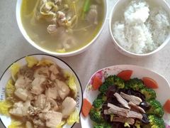 -爱的果实月嫂育婴师(世纪东方店)