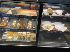 面包甜点陈列柜-星巴克臻选(宁波北仑银泰城店)