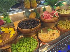 -四囍码头海鲜烧烤自助火锅(外滩南京东路悦荟广场店)