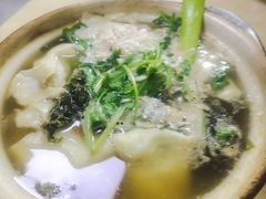 -小许三鲜砂锅馄饨店(家多乐烟酒店)