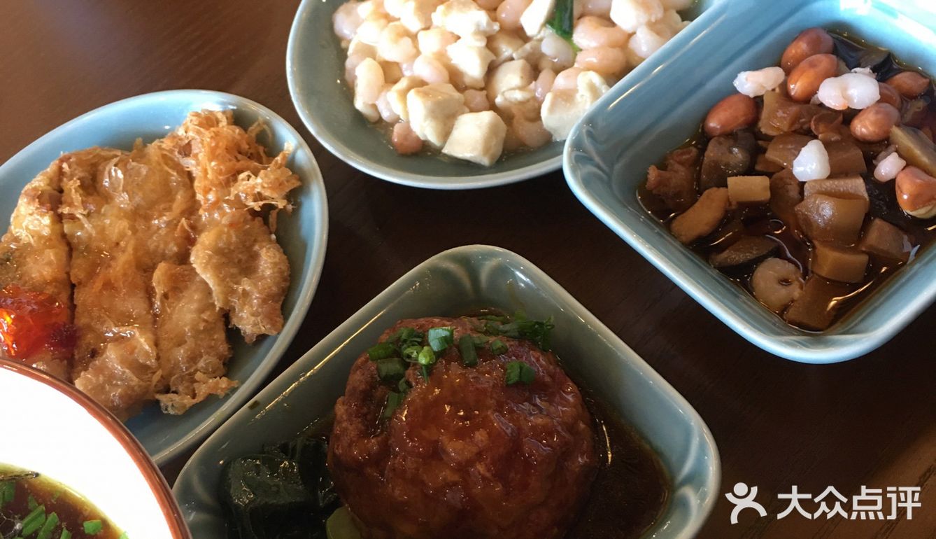 乐活六点推荐特意过来打卡，装修风格很古色古香