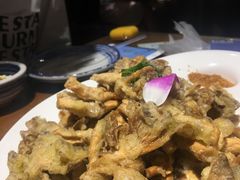 酥炸小姬菇-95号酱骨·一块豆腐(展春园西路店)