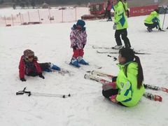 -华彬猛犸滑雪场