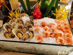 -东西风牛排馆周末烧烤自助(首都机场希尔顿店)