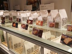 面包甜点陈列柜-爸爸糖吐司面包(重庆解放碑英利大融城店)