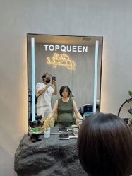-TOP HAIR SALON