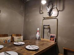 -HIGH FIVE哈福手工汉堡(桂林路店)