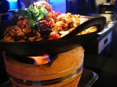 -西街夜油条·麻团包乌饭