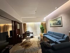-广州白云机场雅高铂尔曼大酒店