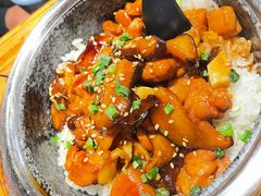 -明洞阿姨·韩式酱蟹烤肉·创意料理(三元桥店)