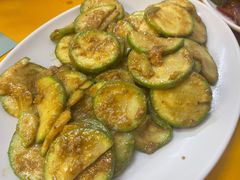 咸蛋黄炒小瓜-甜甜屋(解放中路店)