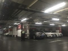 -国金中心-停车场