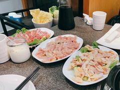 -野迹·石橄榄鸡·烧烤(新洲店)