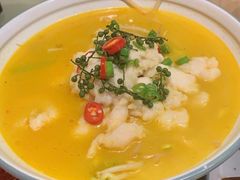 金汤青椒外婆鱼-弄堂小笼包(西青中北永旺购物中心店)
