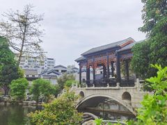 -梁园