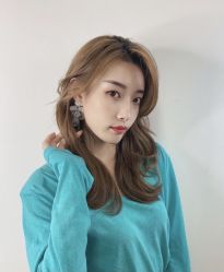 -变画·发型STUDIO