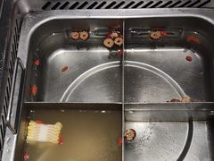 -海底捞火锅(长宁路龙之梦店)