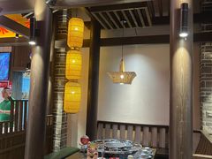 -野山舂·贵州现舂酸汤牛肉(东山店)
