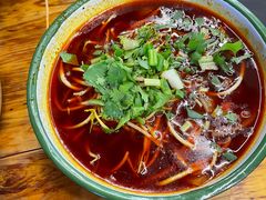 -拈签一笑黄牛肉辣卤串串