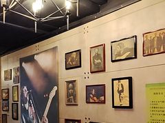 -唱吧麦颂KTV(西单华威潮铺街店)