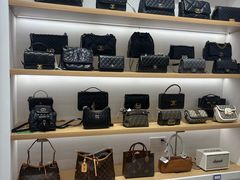-海星奢选二手奢侈品手表包包鉴定回收寄卖(墨玉南路店)